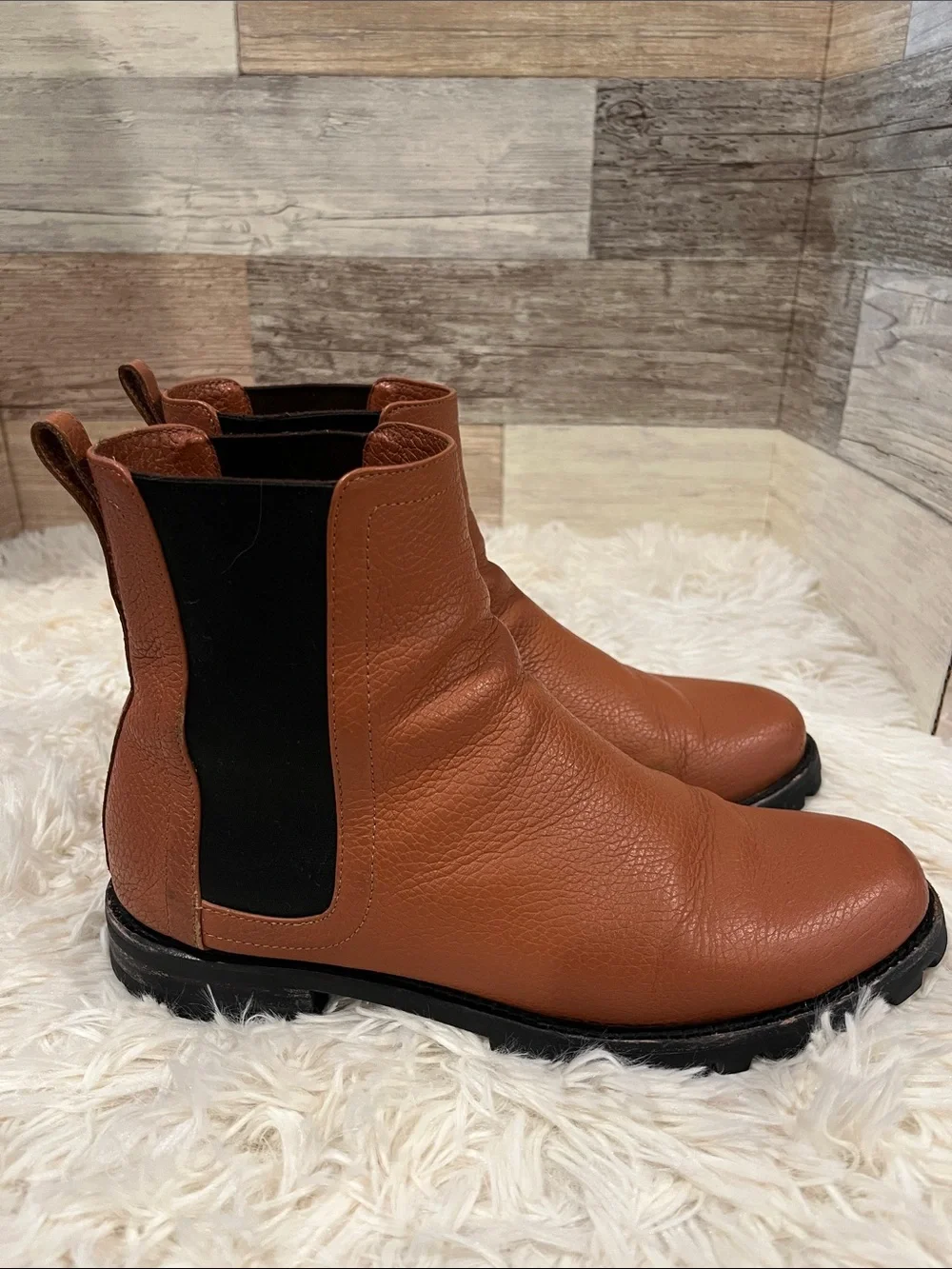 Poppy Barley Chelsea boots size 8 women’s - Picture 2 of 15